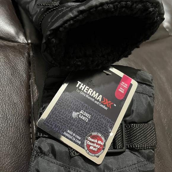 Thermaxx Unisex Black Insulated Fall Winter Adjustable Casual Gloves - Picture 5 of 5